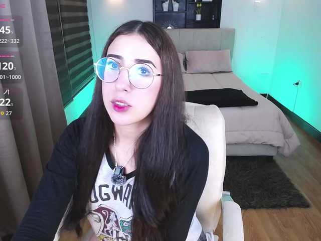 Im-Kitty's BongaCams show and profile