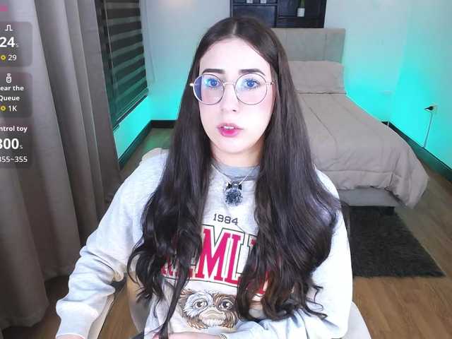 Im-Kitty's BongaCams show and profile