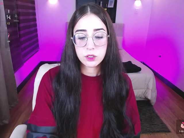 Im-Kitty's BongaCams show and profile