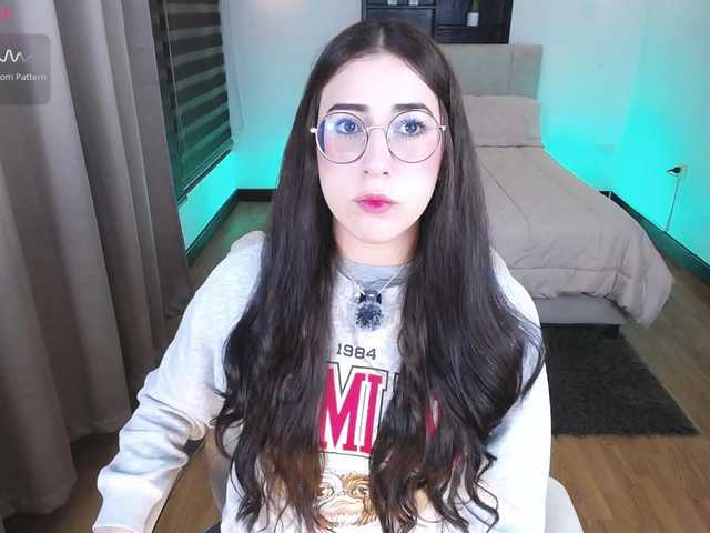 Im-Kitty live cam profile