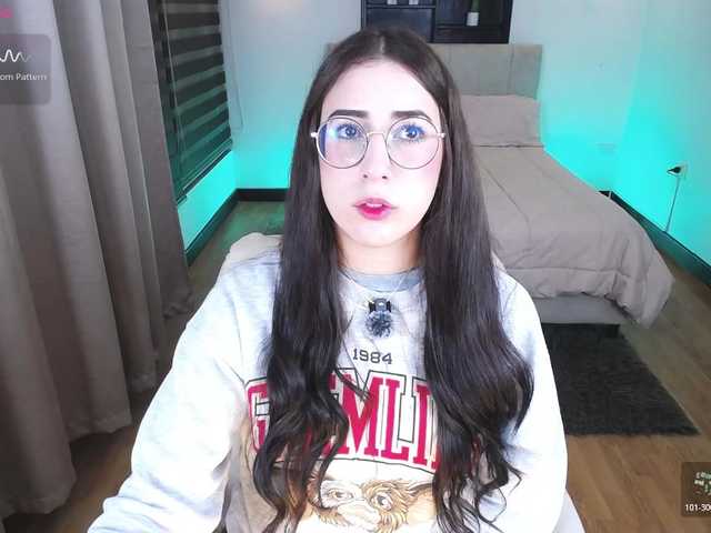 Im-Kitty's BongaCams show and profile