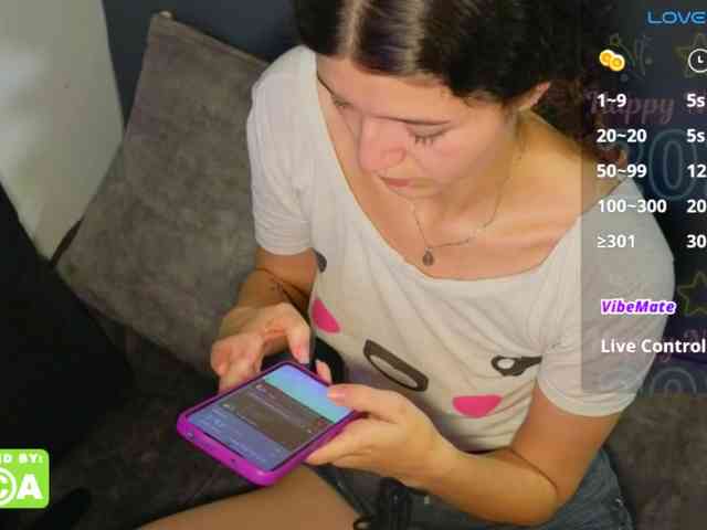 Naughty-Sharon69 webcam