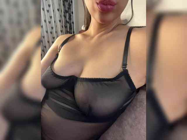 FentyPuma webcam
