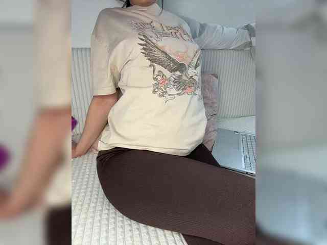 KataleyaBerry webcam