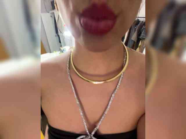 FentyPuma webcam