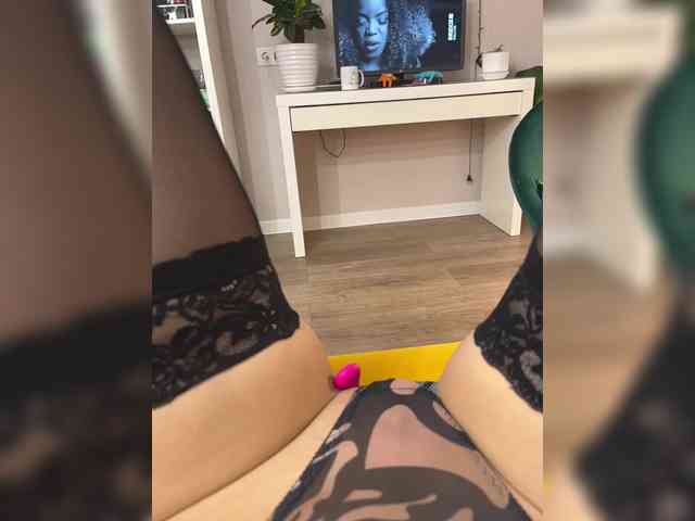 FentyPuma webcam