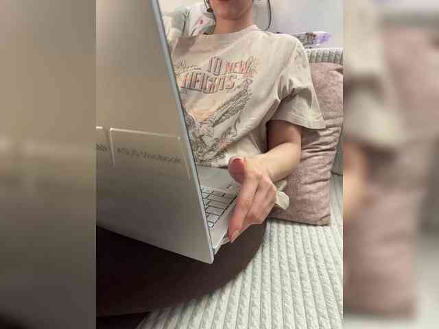 KataleyaBerry webcam