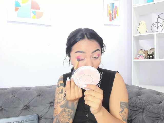 MissSoffiMorel's BongaCams show and profile