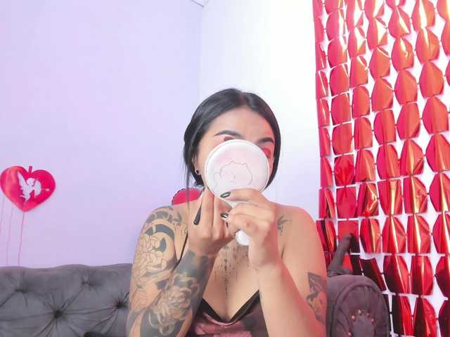 MissSoffiMorel's BongaCams show and profile