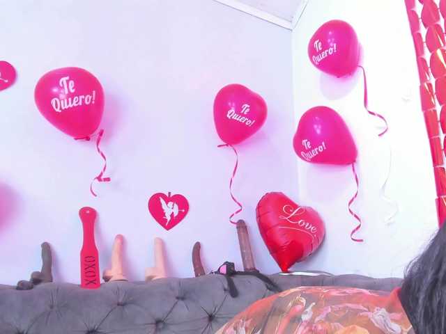 MissSoffiMorel's BongaCams show and profile