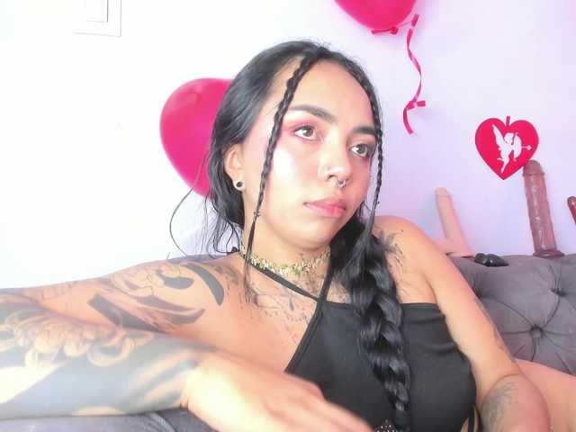 MissSoffiMorel's BongaCams show and profile