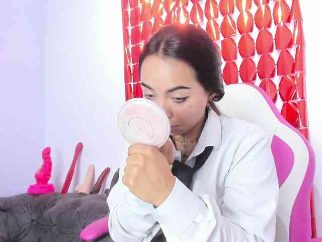 MissSoffiMorel webcam