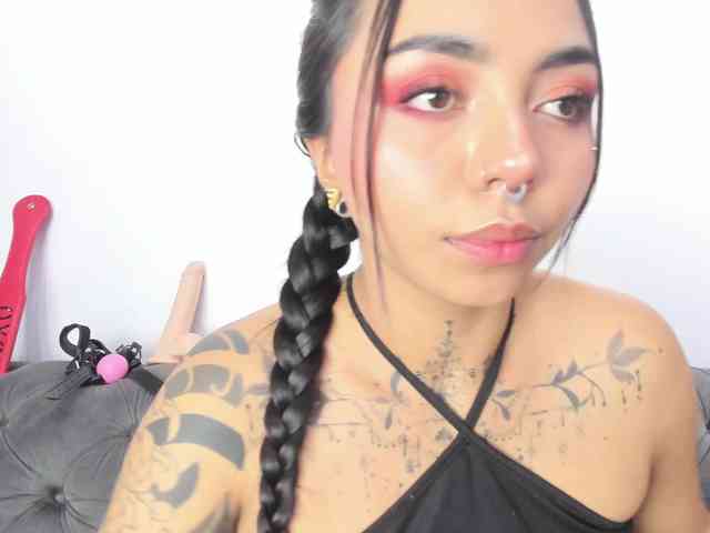 MissSoffiMorel webcam