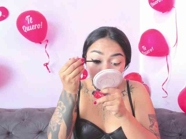 MissSoffiMorel webcam