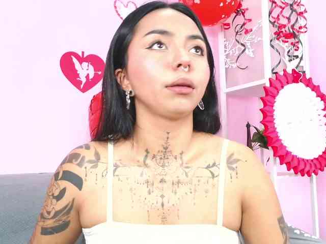 MissSoffiMorel webcam