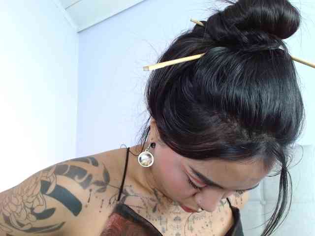 MissSoffiMorel webcam