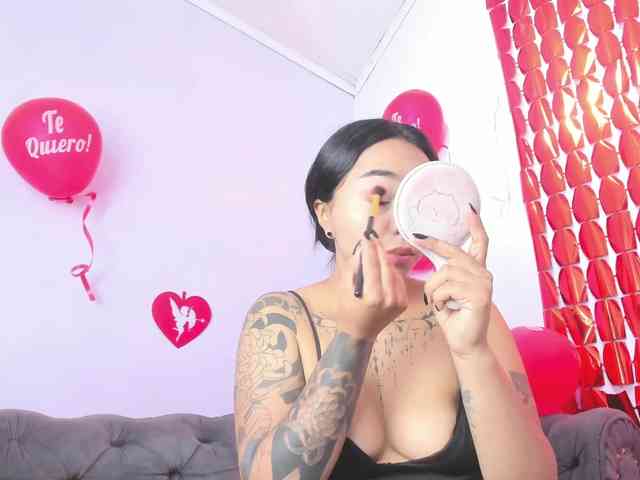 MissSoffiMorel webcam