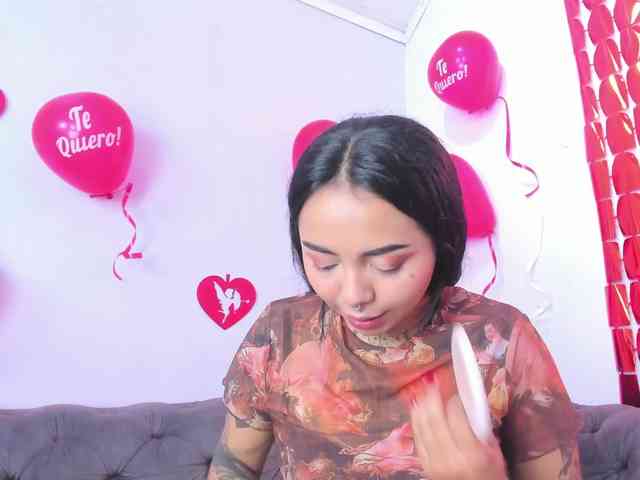 MissSoffiMorel webcam