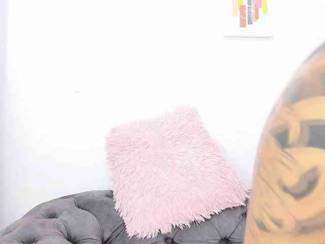 MissSoffiMorel webcam