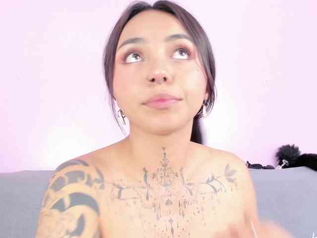 MissSoffiMorel webcam