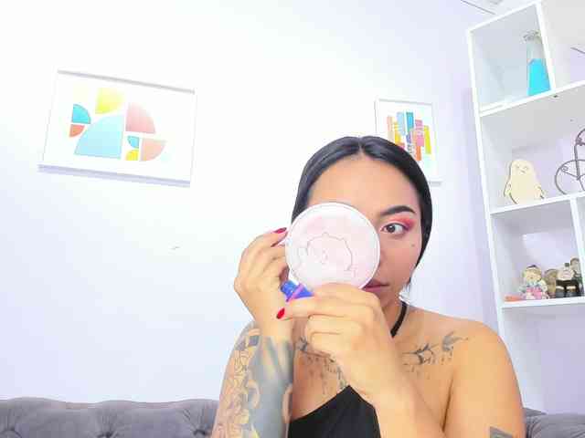 MissSoffiMorel webcam