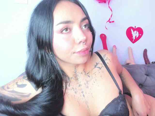 MissSoffiMorel webcam