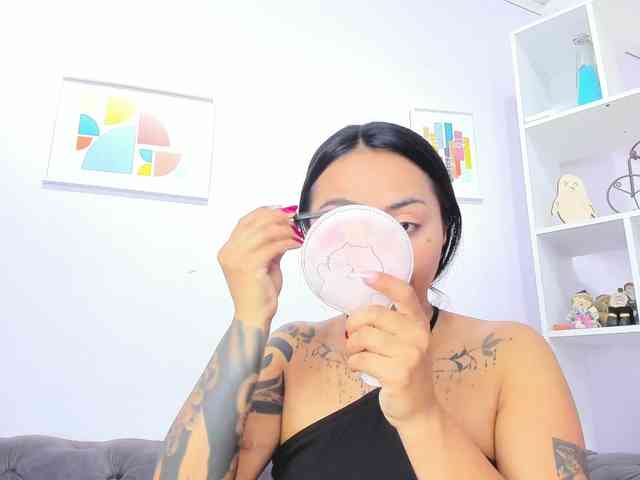 MissSoffiMorel webcam