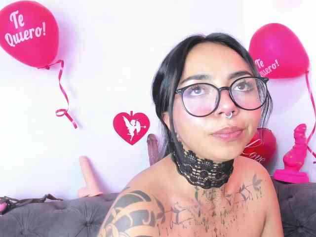 MissSoffiMorel webcam