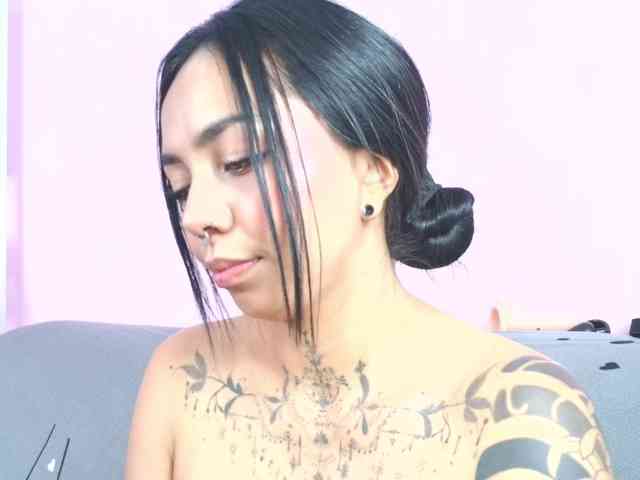 MissSoffiMorel webcam