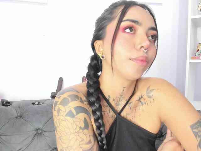 MissSoffiMorel webcam