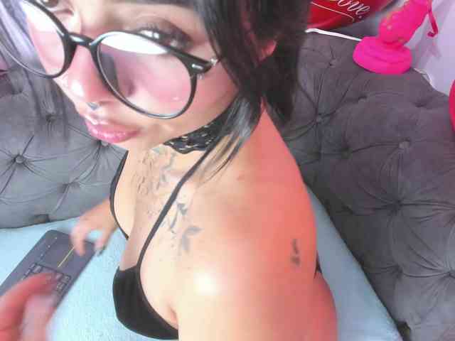 MissSoffiMorel webcam