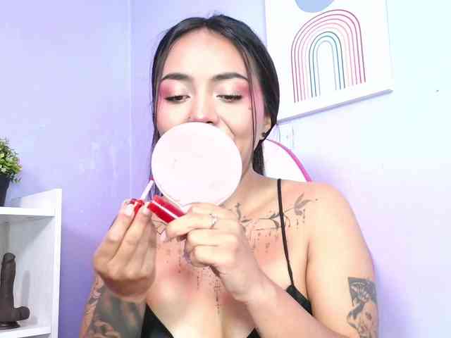 MissSoffiMorel webcam
