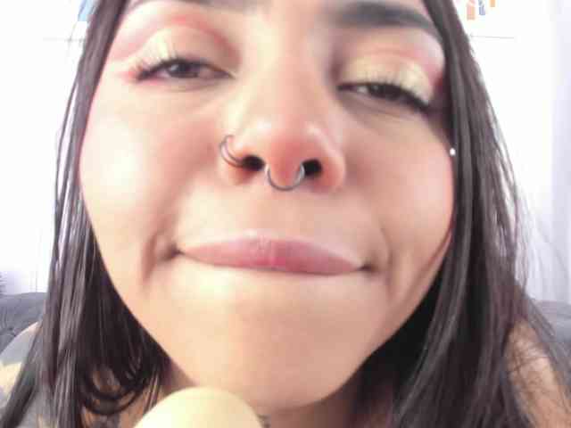 MissSoffiMorel webcam