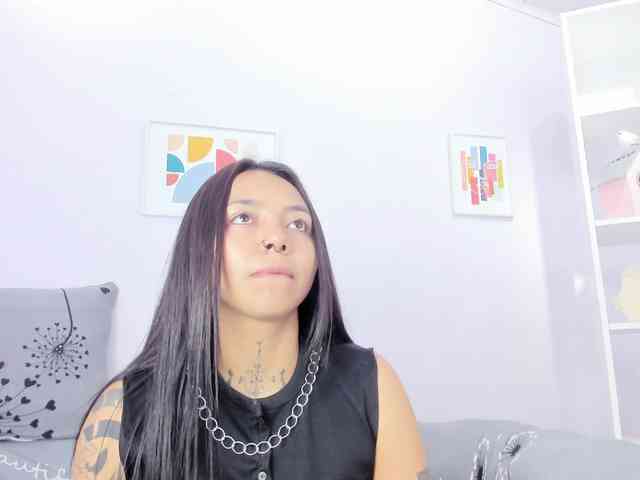 MissSoffiMorel webcam