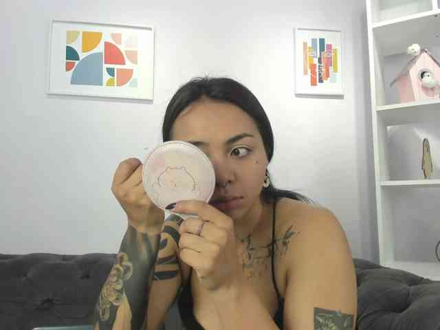 MissSoffiMorel webcam