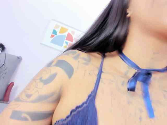 MissSoffiMorel webcam