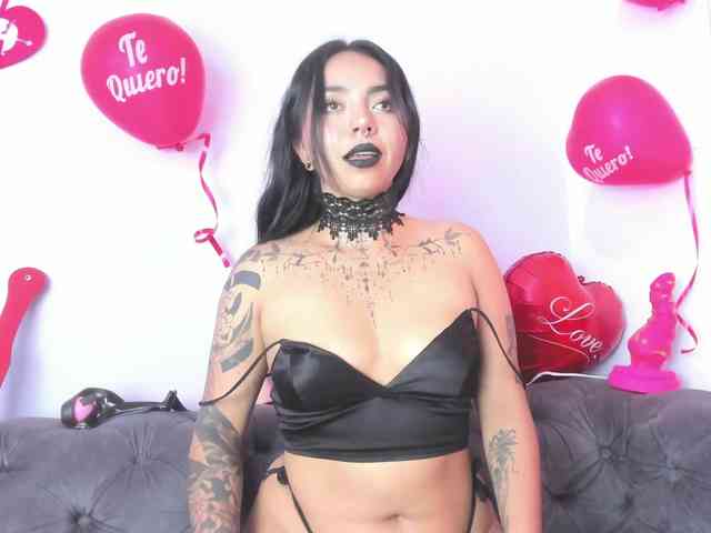 MissSoffiMorel webcam