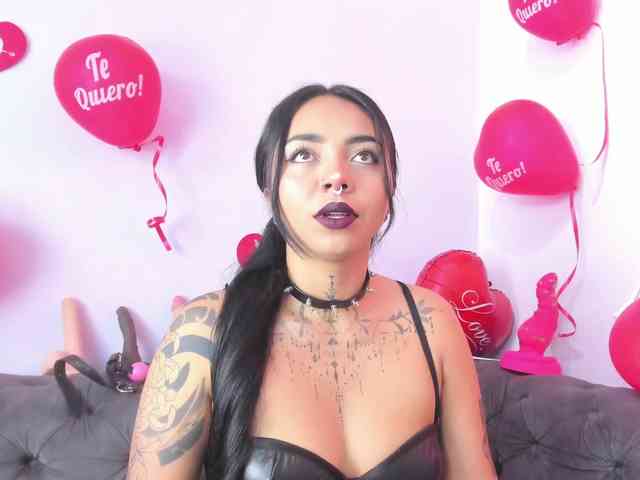 MissSoffiMorel webcam