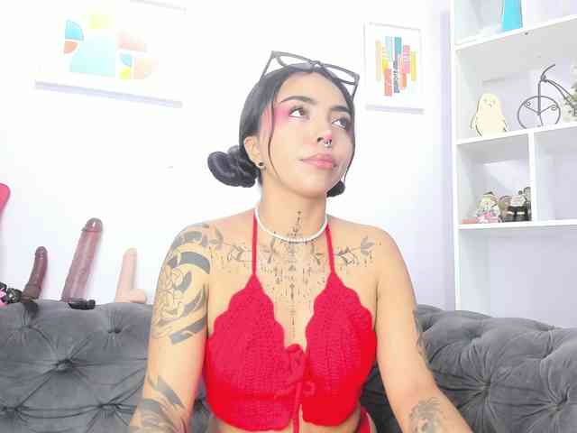 MissSoffiMorel webcam