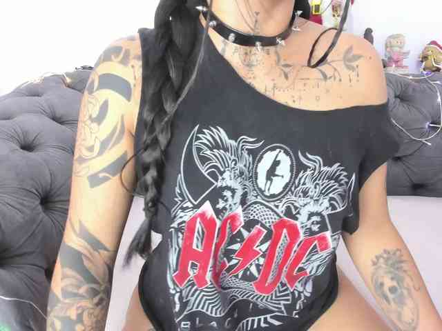 MissSoffiMorel webcam