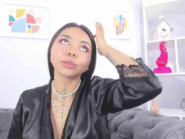 MissSoffiMorel webcam