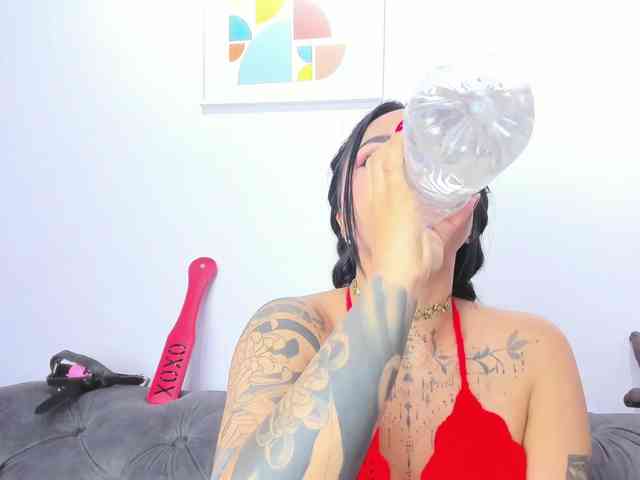 MissSoffiMorel webcam