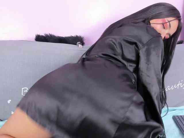 MissSoffiMorel webcam