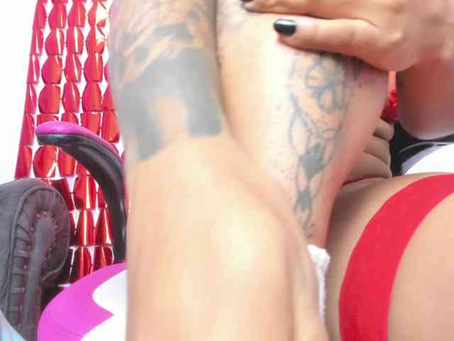 MissSoffiMorel webcam