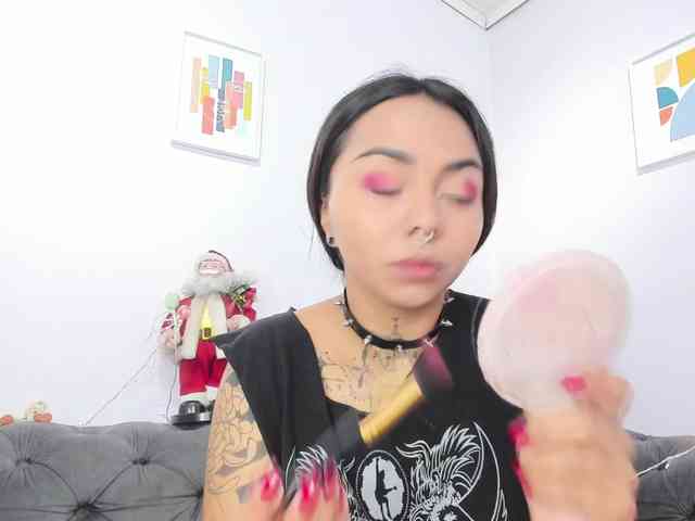 MissSoffiMorel webcam