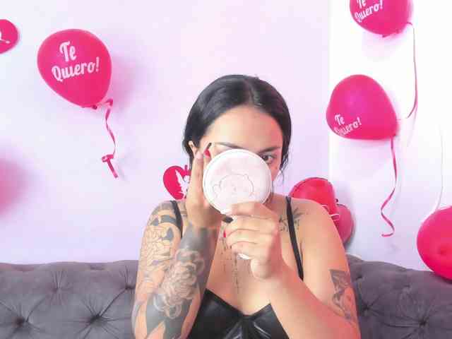 MissSoffiMorel webcam