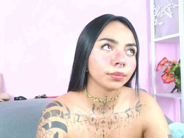 MissSoffiMorel webcam