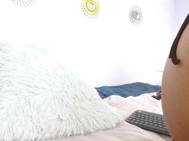 MissSoffiMorel webcam