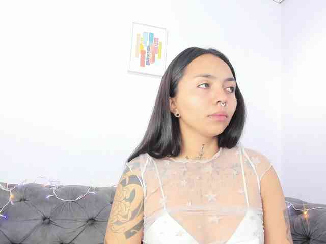 MissSoffiMorel webcam