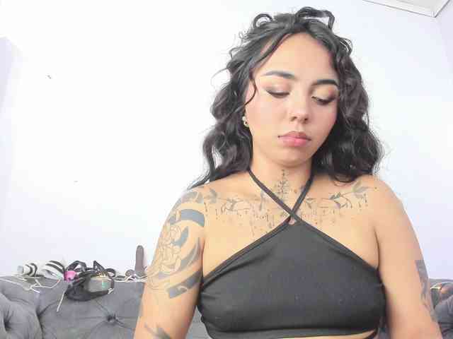 MissSoffiMorel webcam